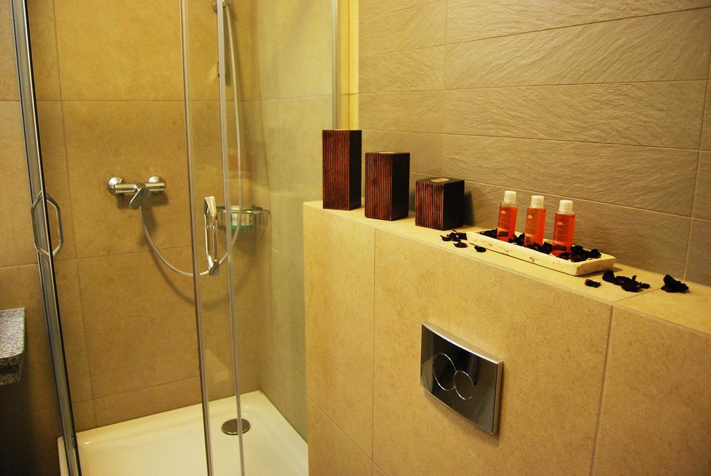 Dwor Spalice Spa Residence & Restaurant Lawendowa Restauracja Olesnica (Lower Silesia) Room photo